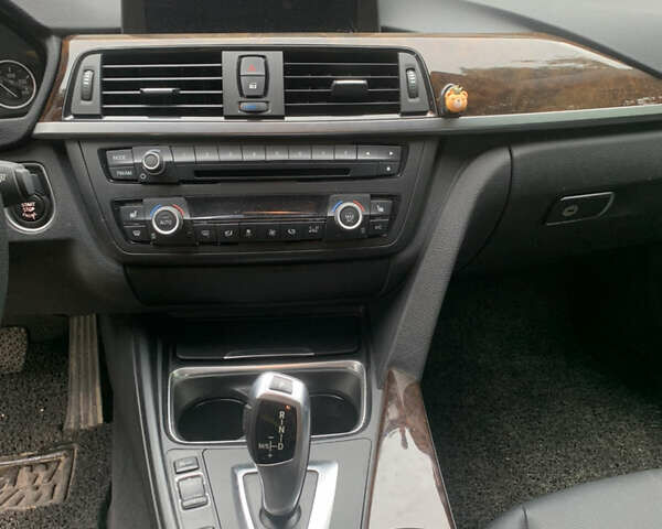 Білий БМВ 3 Серія ГТ, об'ємом двигуна 2 л та пробігом 165 тис. км за 19500 $, фото 20 на Automoto.ua