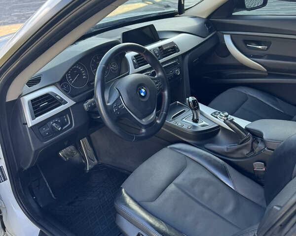 Белый БМВ 3 Серия ГТ, объемом двигателя 2 л и пробегом 242 тыс. км за 16000 $, фото 4 на Automoto.ua