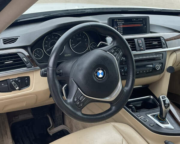 Белый БМВ 3 Серия ГТ, объемом двигателя 2 л и пробегом 89 тыс. км за 17200 $, фото 5 на Automoto.ua