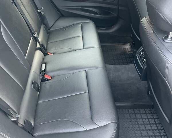 БМВ 3 Серия ГТ 2015 в Львове на Automoto.ua Белый БМВ 3 Серия ГТ, объемом двигателя 2 л и пробегом 179 тыс. км за 17000 $, фото 12 на Automoto.ua