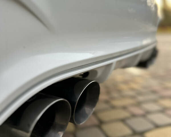 Білий БМВ 3 Серія ГТ, об'ємом двигуна 2 л та пробігом 141 тис. км за 15900 $, фото 16 на Automoto.ua