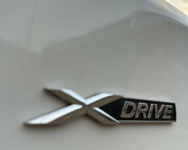 Білий БМВ 3 Серія ГТ, об'ємом двигуна 2 л та пробігом 141 тис. км за 15900 $, фото 14 на Automoto.ua