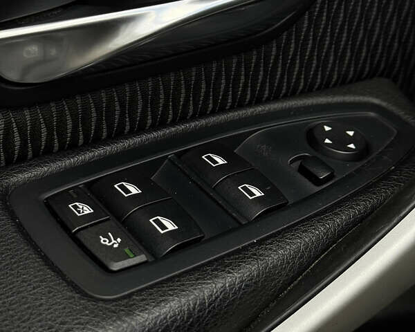 Чорний БМВ 3 Серія ГТ, об'ємом двигуна 2 л та пробігом 268 тис. км за 15990 $, фото 9 на Automoto.ua