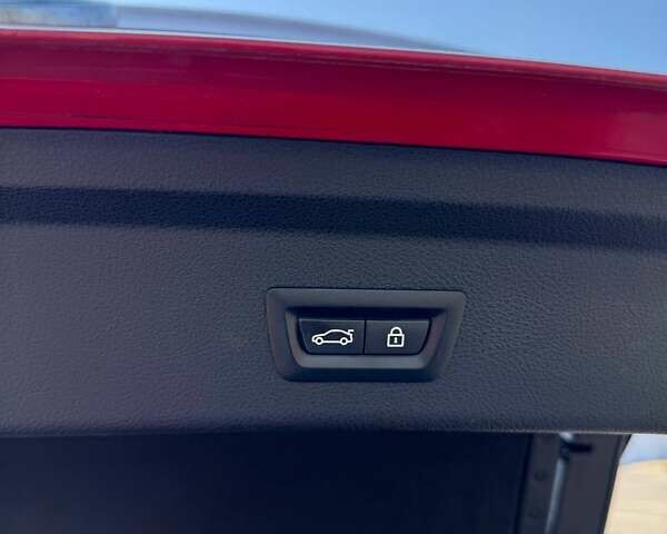 Червоний БМВ 3 Серія ГТ, об'ємом двигуна 2.98 л та пробігом 180 тис. км за 13900 $, фото 11 на Automoto.ua