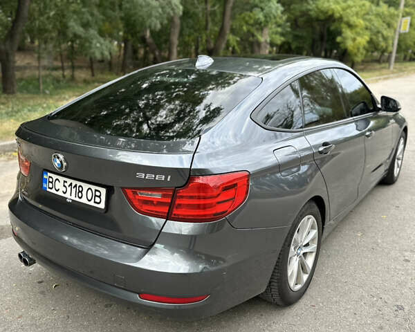 Сірий БМВ 3 Серія ГТ, об'ємом двигуна 2 л та пробігом 204 тис. км за 12000 $, фото 8 на Automoto.ua