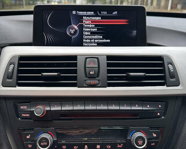 Сірий БМВ 3 Серія ГТ, об'ємом двигуна 2 л та пробігом 204 тис. км за 12000 $, фото 39 на Automoto.ua
