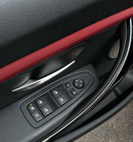 Серый БМВ 3 Серия ГТ, объемом двигателя 2 л и пробегом 247 тыс. км за 13450 $, фото 27 на Automoto.ua