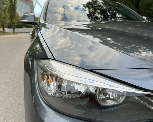 Сірий БМВ 3 Серія ГТ, об'ємом двигуна 2 л та пробігом 204 тис. км за 12000 $, фото 20 на Automoto.ua