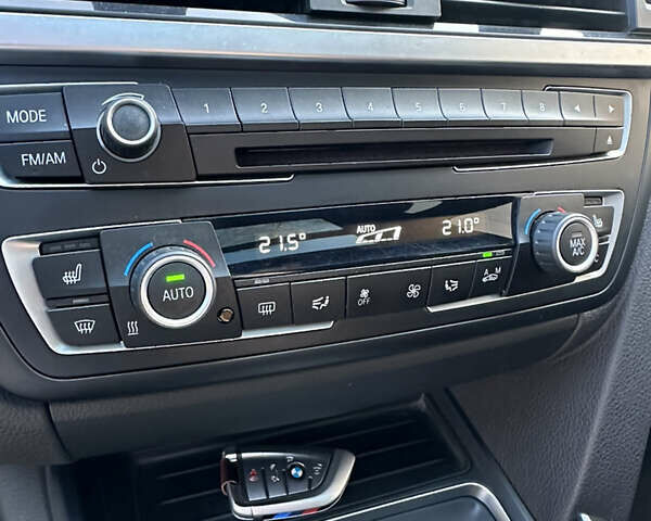 Серый БМВ 3 Серия ГТ, объемом двигателя 2.98 л и пробегом 168 тыс. км за 14000 $, фото 28 на Automoto.ua