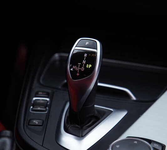 Серый БМВ 3 Серия ГТ, объемом двигателя 2 л и пробегом 93 тыс. км за 19700 $, фото 17 на Automoto.ua