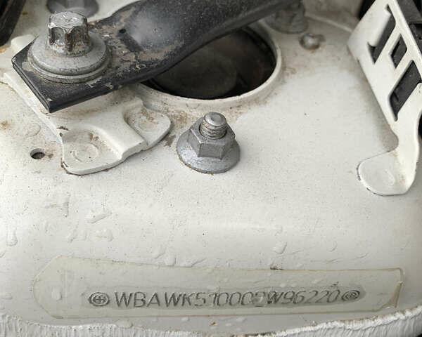 Белый БМВ 3 Серия, объемом двигателя 2 л и пробегом 139 тыс. км за 8500 $, фото 11 на Automoto.ua