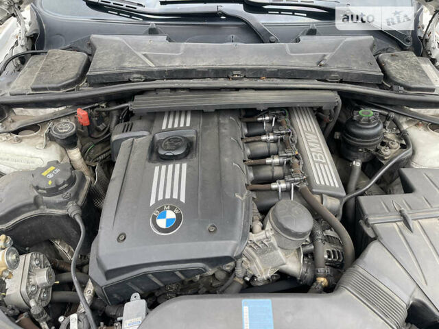 Белый БМВ 3 Серия, объемом двигателя 3 л и пробегом 345 тыс. км за 11888 $, фото 9 на Automoto.ua