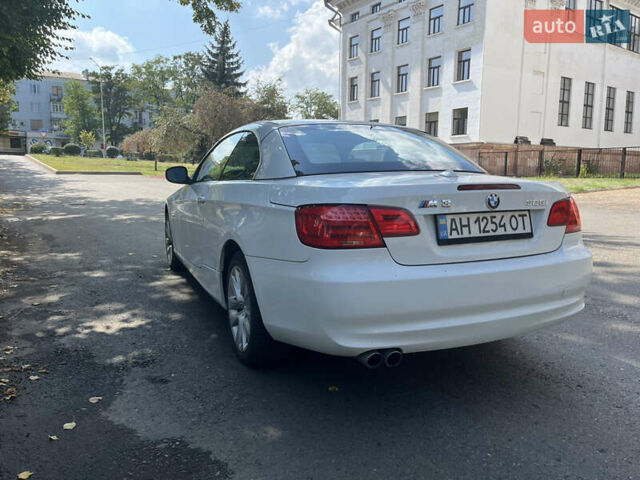 Белый БМВ 3 Серия, объемом двигателя 3 л и пробегом 110 тыс. км за 12500 $, фото 8 на Automoto.ua