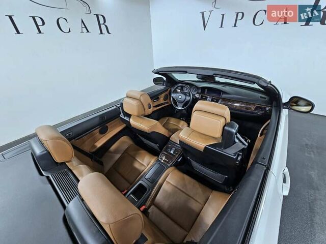 Білий БМВ 3 Серія, об'ємом двигуна 3 л та пробігом 187 тис. км за 11999 $, фото 11 на Automoto.ua