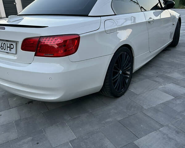 Белый БМВ 3 Серия, объемом двигателя 2 л и пробегом 157 тыс. км за 13500 $, фото 3 на Automoto.ua