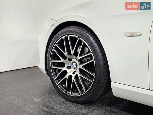 Білий БМВ 3 Серія, об'ємом двигуна 3 л та пробігом 187 тис. км за 11999 $, фото 33 на Automoto.ua
