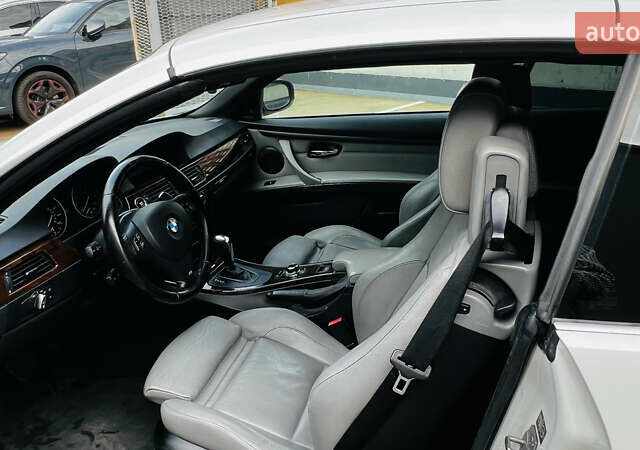 Білий БМВ 3 Серія, об'ємом двигуна 2.98 л та пробігом 136 тис. км за 12200 $, фото 15 на Automoto.ua