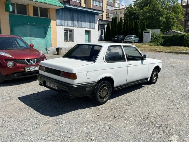 Белый БМВ 3 Серия, объемом двигателя 1.6 л и пробегом 400 тыс. км за 690 $, фото 2 на Automoto.ua