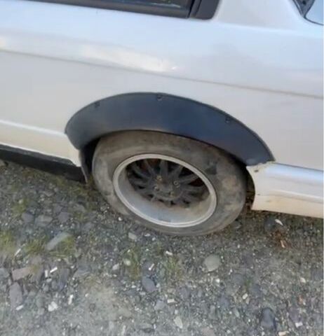 Білий БМВ 3 Серія, об'ємом двигуна 0 л та пробігом 300 тис. км за 1500 $, фото 2 на Automoto.ua