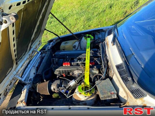 Белый БМВ 3 Серия, объемом двигателя 1.8 л и пробегом 0 тыс. км за 2200 $, фото 3 на Automoto.ua