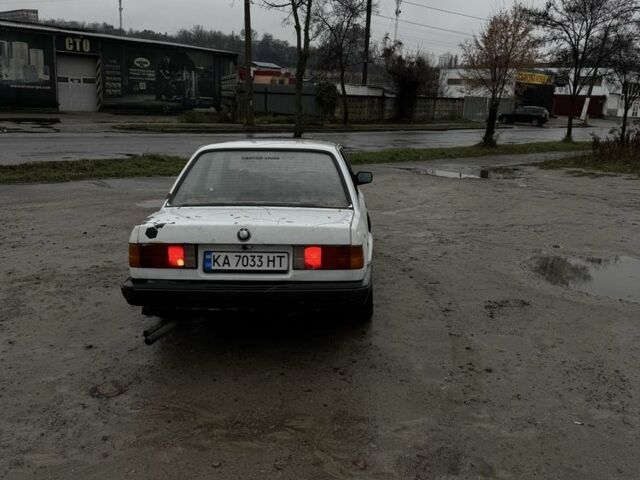 Белый БМВ 3 Серия, объемом двигателя 1.8 л и пробегом 3 тыс. км за 2600 $, фото 3 на Automoto.ua