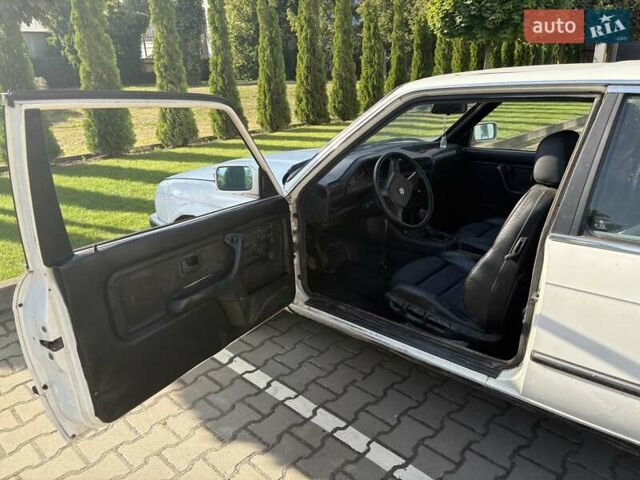 Белый БМВ 3 Серия, объемом двигателя 1.99 л и пробегом 777 тыс. км за 2000 $, фото 11 на Automoto.ua