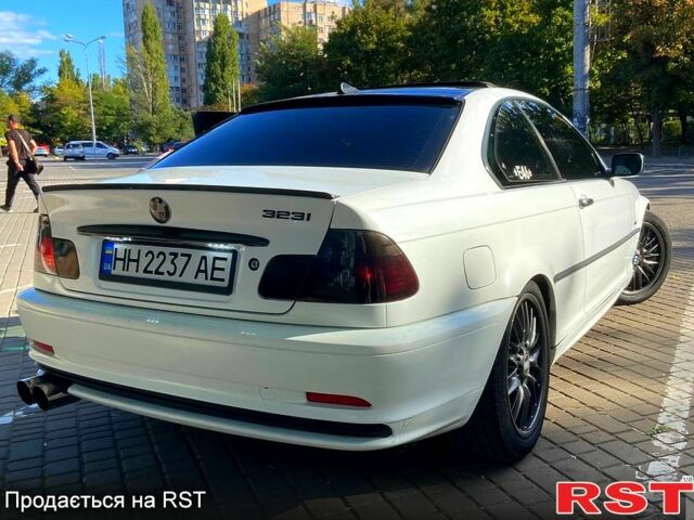 Білий БМВ 3 Серія, об'ємом двигуна 2 л та пробігом 220 тис. км за 4400 $, фото 2 на Automoto.ua