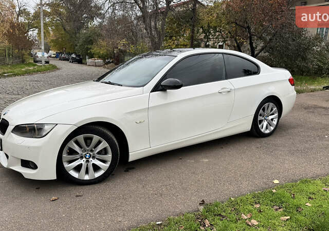 Білий БМВ 3 Серія, об'ємом двигуна 2.5 л та пробігом 198 тис. км за 8700 $, фото 6 на Automoto.ua