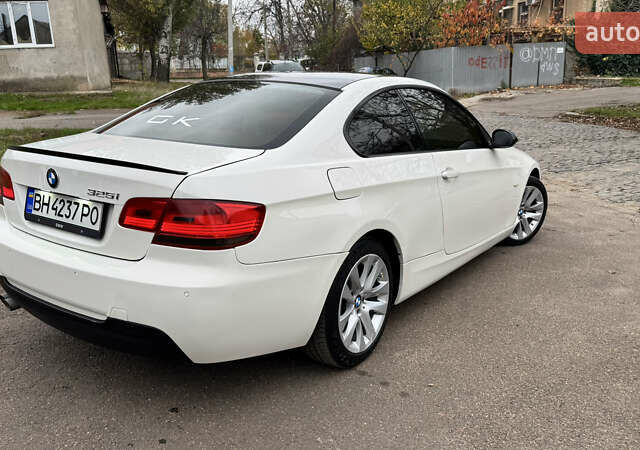 Білий БМВ 3 Серія, об'ємом двигуна 2.5 л та пробігом 198 тис. км за 8700 $, фото 3 на Automoto.ua