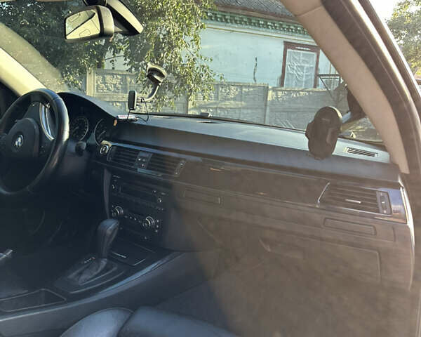 Белый БМВ 3 Серия, объемом двигателя 2 л и пробегом 245 тыс. км за 9200 $, фото 10 на Automoto.ua