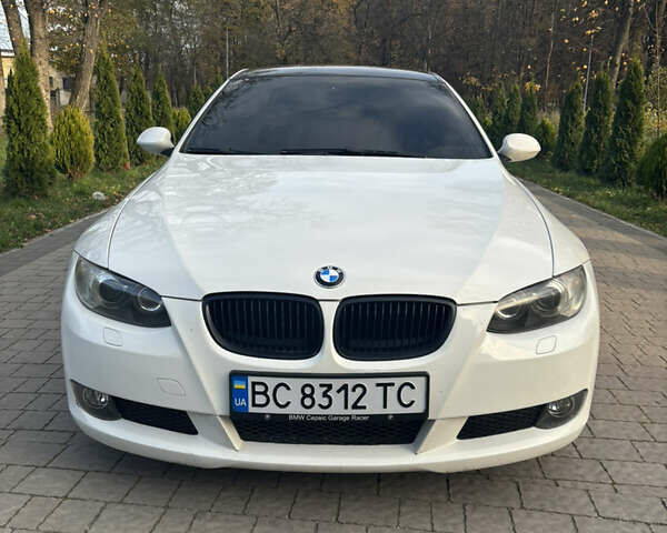 Білий БМВ 3 Серія, об'ємом двигуна 2 л та пробігом 237 тис. км за 8200 $, фото 6 на Automoto.ua