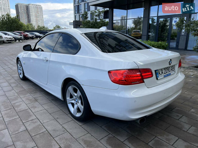 Белый БМВ 3 Серия, объемом двигателя 3 л и пробегом 210 тыс. км за 9900 $, фото 14 на Automoto.ua