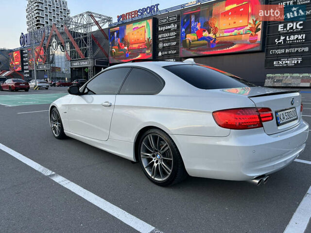 Белый БМВ 3 Серия, объемом двигателя 2.98 л и пробегом 224 тыс. км за 10999 $, фото 4 на Automoto.ua