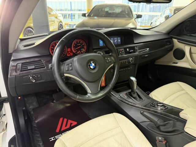 БМВ 3 Серія 2012 у Одесі на Automoto.ua Білий БМВ 3 Серія, об'ємом двигуна 2 л та пробігом 108 тис. км за 10500 $, фото 18 на Automoto.ua