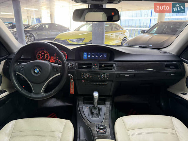 Білий БМВ 3 Серія, об'ємом двигуна 3 л та пробігом 108 тис. км за 10500 $, фото 23 на Automoto.ua