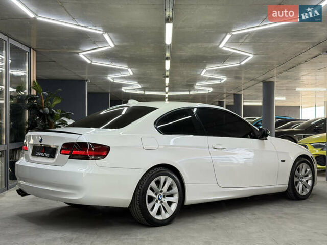 Білий БМВ 3 Серія, об'ємом двигуна 3 л та пробігом 108 тис. км за 10500 $, фото 14 на Automoto.ua