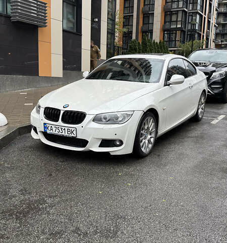 Белый БМВ 3 Серия, объемом двигателя 2.98 л и пробегом 165 тыс. км за 11000 $, фото 6 на Automoto.ua