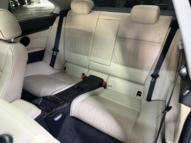 БМВ 3 Серія 2012 у Одесі на Automoto.ua Білий БМВ 3 Серія, об'ємом двигуна 2 л та пробігом 108 тис. км за 10500 $, фото 17 на Automoto.ua