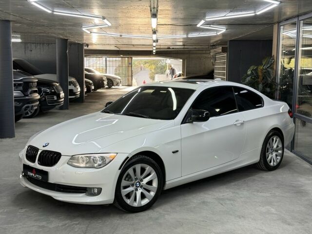 БМВ 3 Серія 2012 у Одесі на Automoto.ua Білий БМВ 3 Серія, об'ємом двигуна 2 л та пробігом 108 тис. км за 10500 $, фото 4 на Automoto.ua