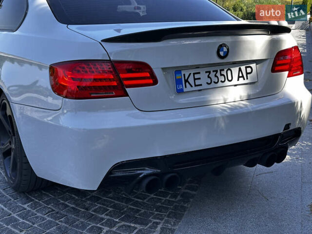 Белый БМВ 3 Серия, объемом двигателя 2.98 л и пробегом 173 тыс. км за 13299 $, фото 22 на Automoto.ua