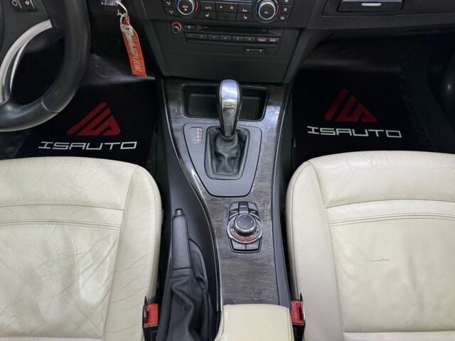 БМВ 3 Серія 2012 у Одесі на Automoto.ua Білий БМВ 3 Серія, об'ємом двигуна 2 л та пробігом 108 тис. км за 10500 $, фото 22 на Automoto.ua