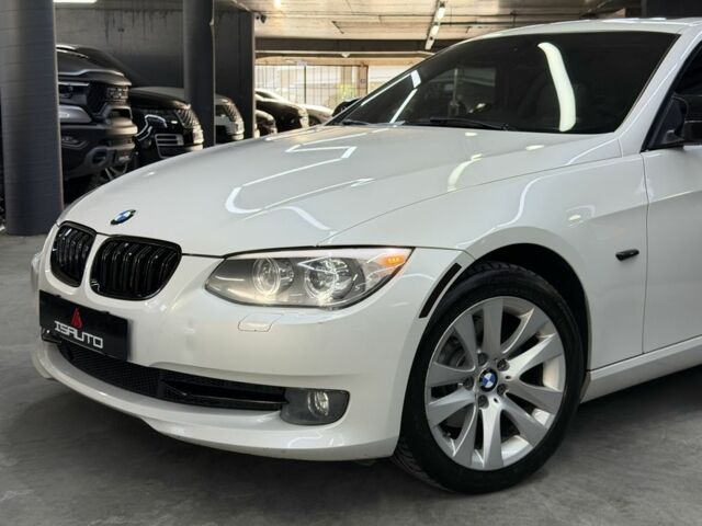 БМВ 3 Серія 2012 у Одесі на Automoto.ua Білий БМВ 3 Серія, об'ємом двигуна 2 л та пробігом 108 тис. км за 10500 $, фото 7 на Automoto.ua