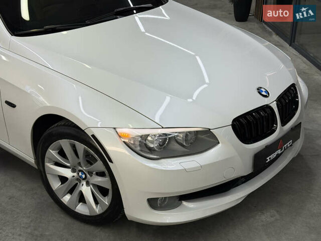 Білий БМВ 3 Серія, об'ємом двигуна 3 л та пробігом 108 тис. км за 10500 $, фото 2 на Automoto.ua