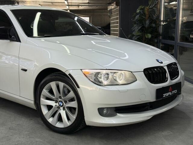 БМВ 3 Серія 2012 у Одесі на Automoto.ua Білий БМВ 3 Серія, об'ємом двигуна 2 л та пробігом 108 тис. км за 10500 $, фото 3 на Automoto.ua