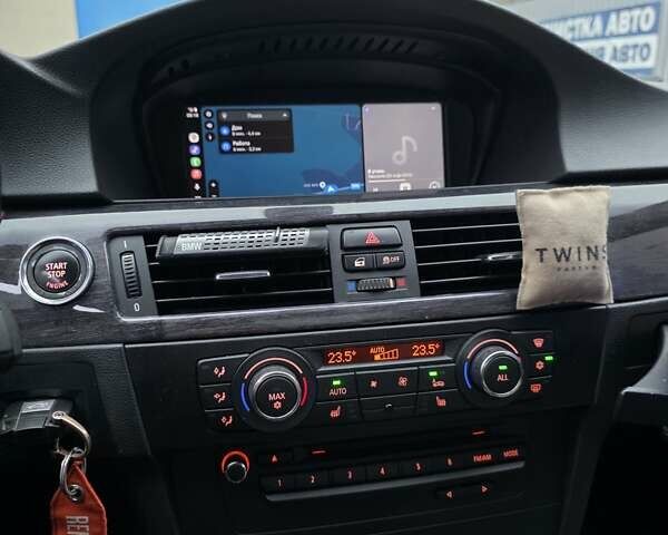 Белый БМВ 3 Серия, объемом двигателя 3 л и пробегом 111 тыс. км за 13600 $, фото 22 на Automoto.ua