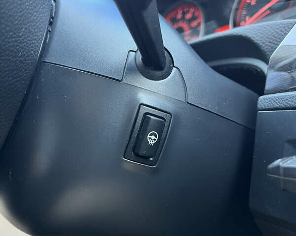 Белый БМВ 3 Серия, объемом двигателя 3 л и пробегом 208 тыс. км за 10800 $, фото 37 на Automoto.ua