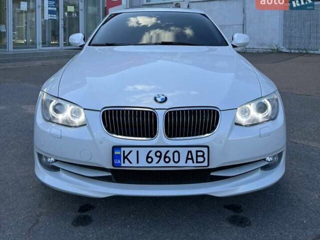Белый БМВ 3 Серия, объемом двигателя 3 л и пробегом 208 тыс. км за 10800 $, фото 2 на Automoto.ua