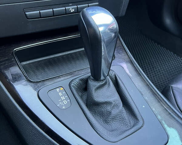 Белый БМВ 3 Серия, объемом двигателя 3 л и пробегом 208 тыс. км за 10800 $, фото 39 на Automoto.ua