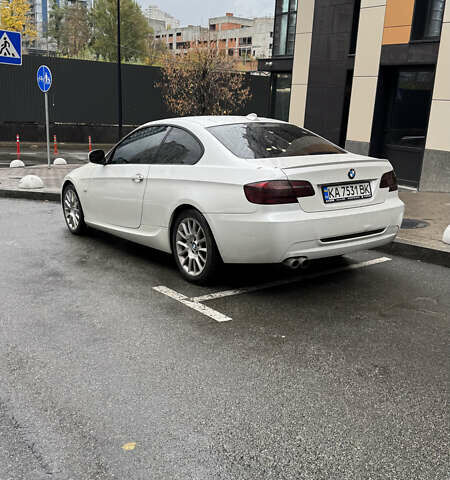 Белый БМВ 3 Серия, объемом двигателя 2.98 л и пробегом 165 тыс. км за 11000 $, фото 8 на Automoto.ua