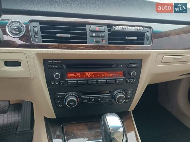 Білий БМВ 3 Серія, об'ємом двигуна 3 л та пробігом 132 тис. км за 10300 $, фото 7 на Automoto.ua